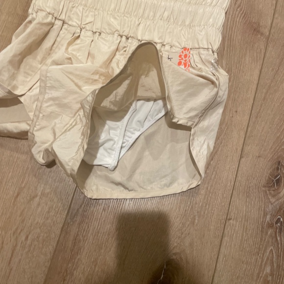 Shorts - Picture 6 of 6